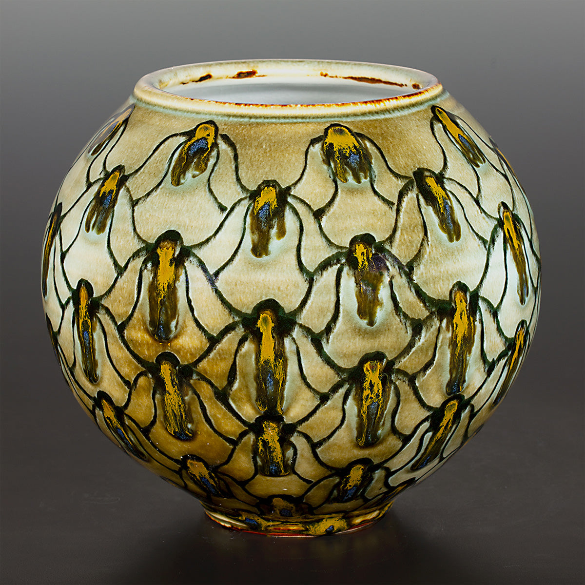 Vase  5.75" X 6"